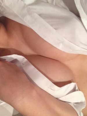 広島市中区薬研堀のヘルス AGORA（アゴラ）早朝6：00オープン!!厳選美人OLが連日多数出勤!!の写メ日記　縮こまってる？画像