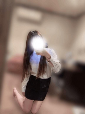 広島市中区薬研堀のヘルス AGORA（アゴラ）早朝6：00オープン!!厳選美人OLが連日多数出勤!!の写メ日記　トナリ来る？画像