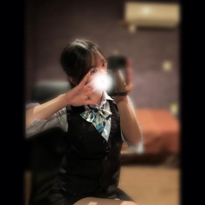 広島市中区薬研堀のヘルス AGORA（アゴラ）早朝6：00オープン!!厳選美人OLが連日多数出勤!!の写メ日記　しゅ！画像