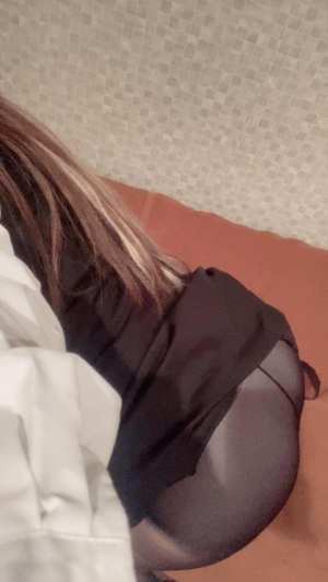 広島市中区薬研堀のヘルス AGORA（アゴラ）早朝6：00オープン!!厳選美人OLが連日多数出勤!!の写メ日記　雨だけど待ってます??画像